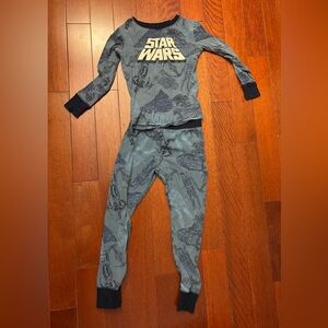 GAP Star Wars Sleepwear - Navy and Cream size 8